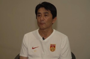 杏彩体育官方入口-浮嶋敏谈对印尼首发：需兼顾球员状态；该阵容为球队常见搭配